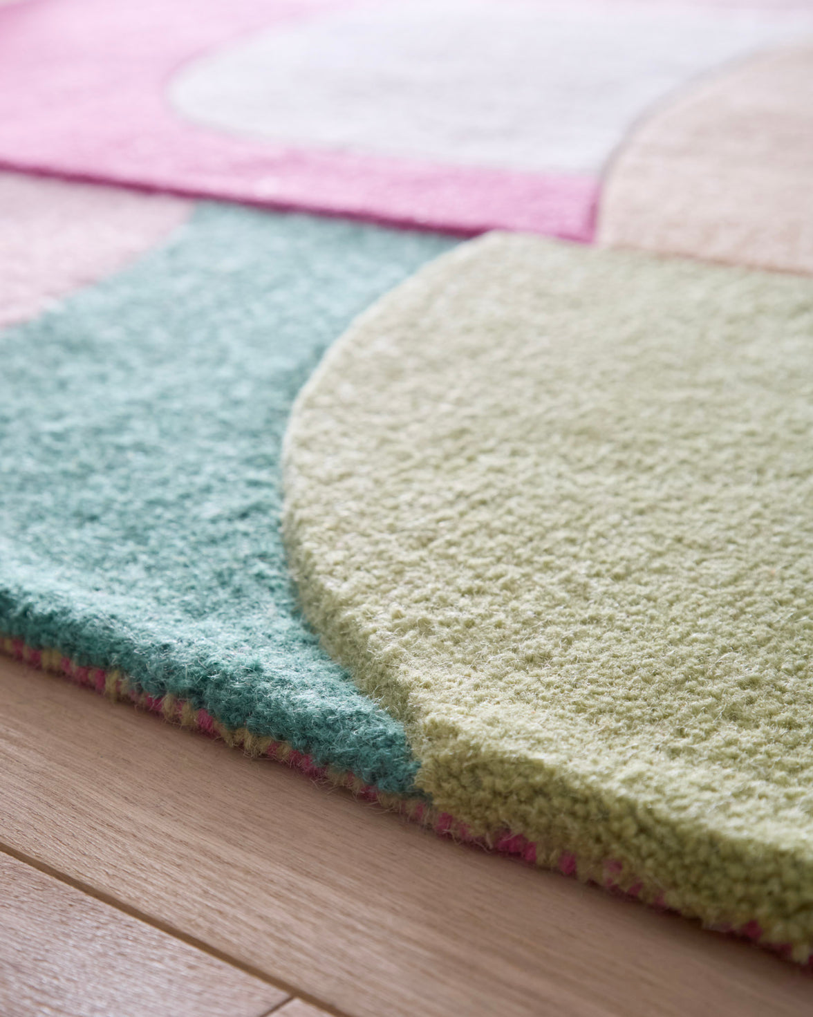 Origins Art Deco Retro Design Rug - Pink